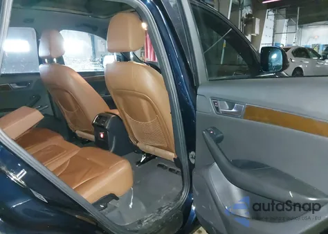 2011 Audi Q5 2.0T Premium z USA, uszkodzony, nr VIN WA1CFAFP6BA009668